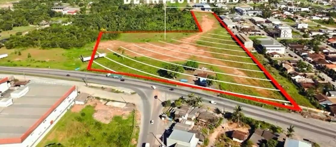 TERRENO INDUSTRIAL FRENTE BR 280 EM ARAQUARI/SC