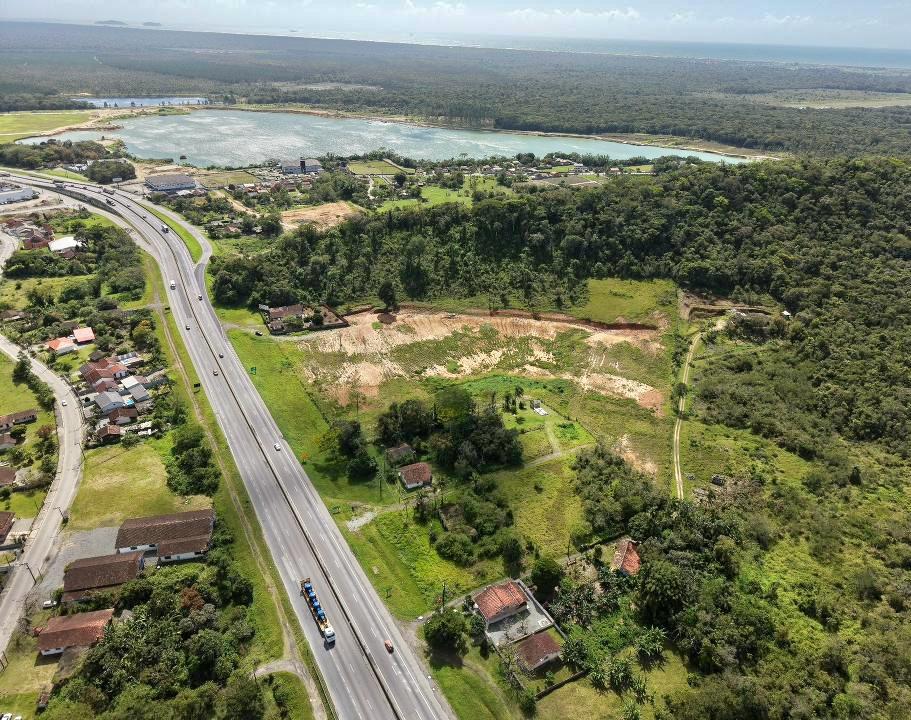 TERRENO INDUSTRIAL FRENTE BR 101, ARAQUARI/SC